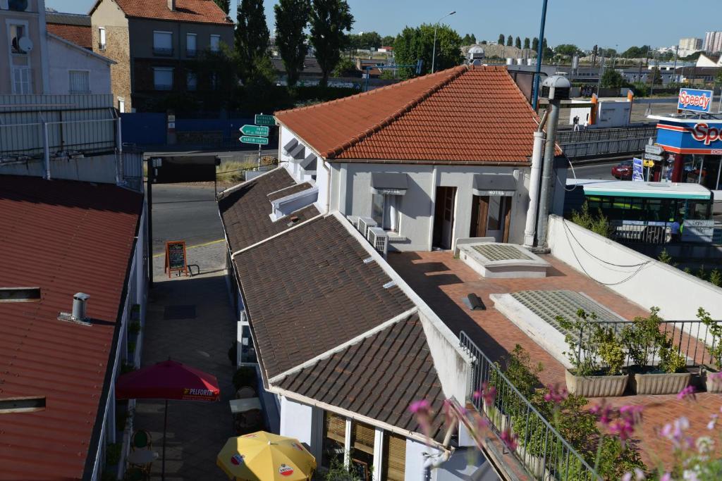 Le Cheval Noir Hotel Paris Pantin Ngoại thất bức ảnh