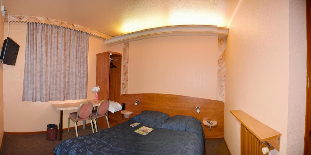 Le Cheval Noir Hotel Paris Pantin Ngoại thất bức ảnh